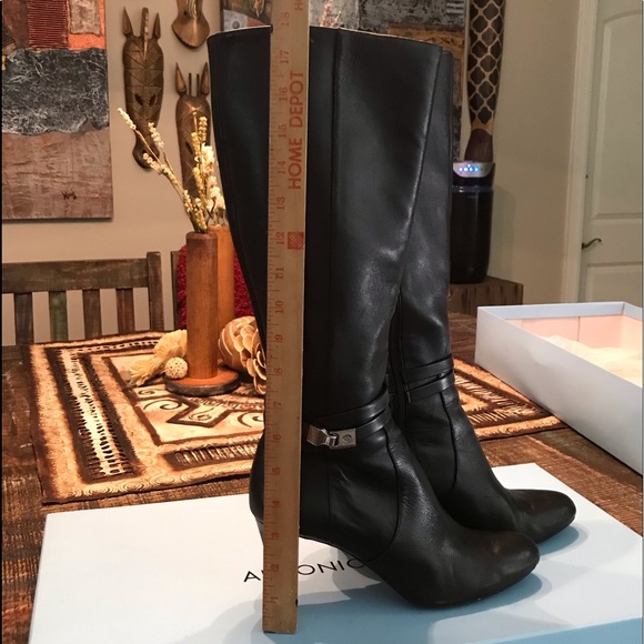 Antonio Melani Black Leather Heeled Boots - Picture 7 of 12